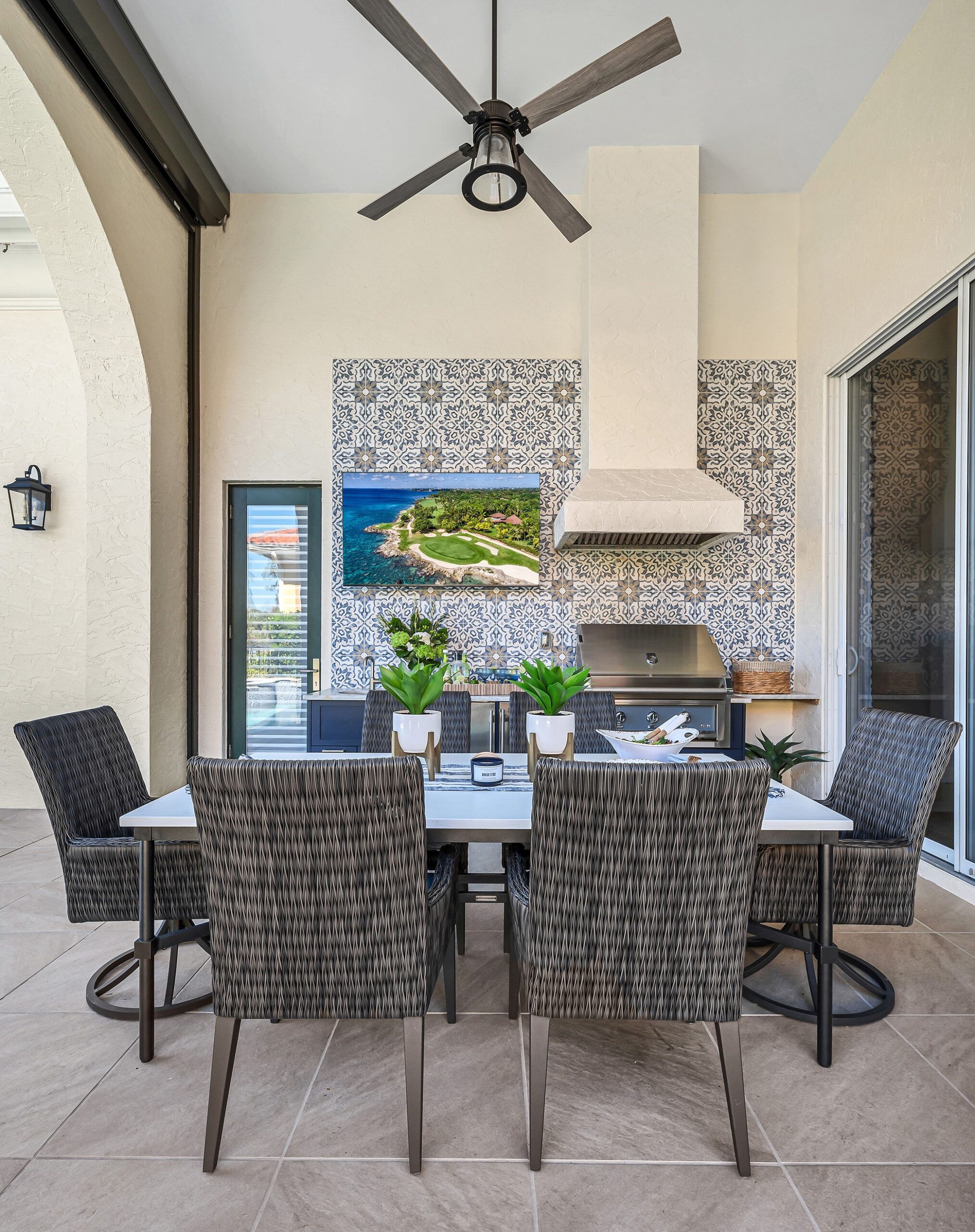Outdoor dining patio set in El Dorado Hills.